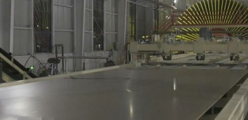 巴中易生活年產60萬立方米刨花板項目首板成功下線，開啟綠色家居新篇章